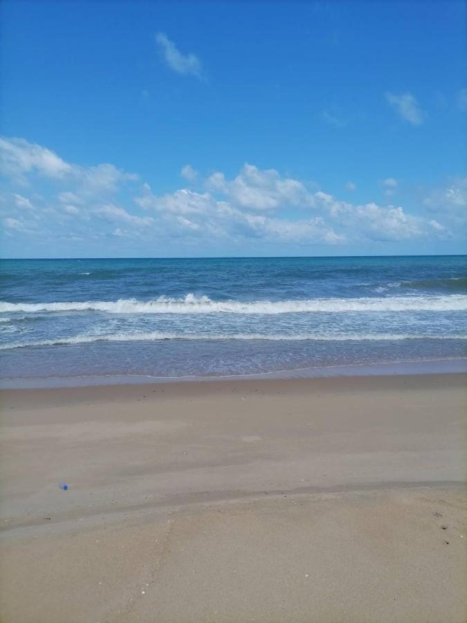 Baanmontra Beach Resort - Bankrut מראה חיצוני תמונה