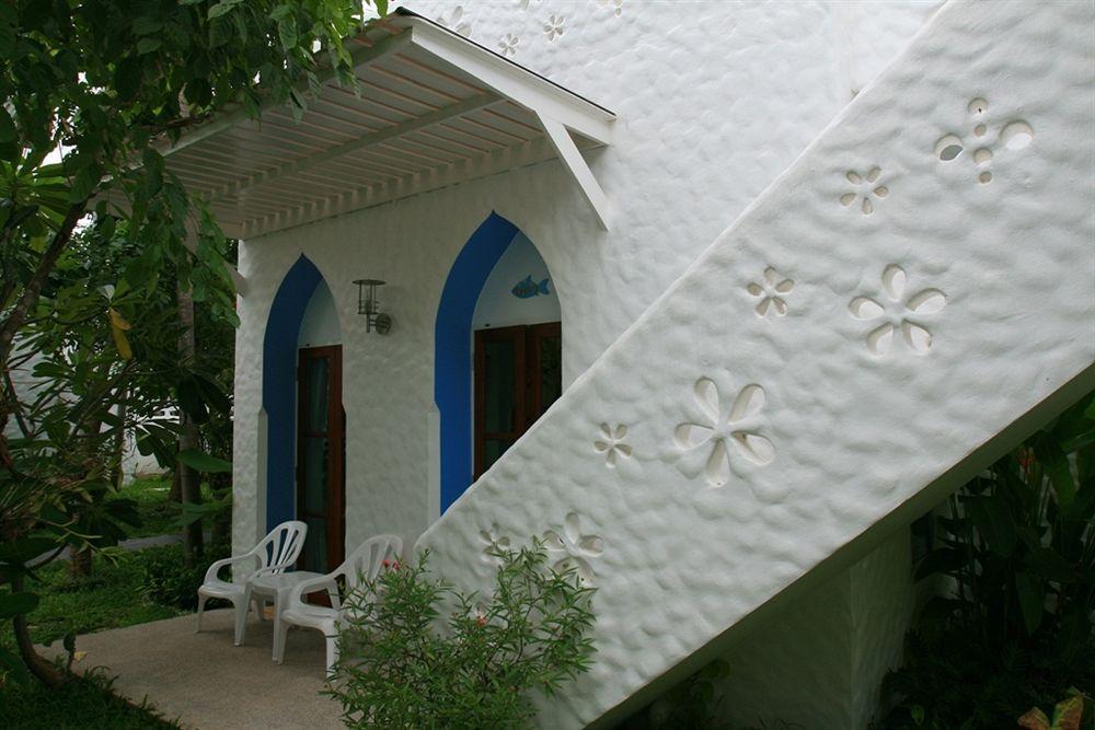 Baanmontra Beach Resort - Bankrut מראה חיצוני תמונה